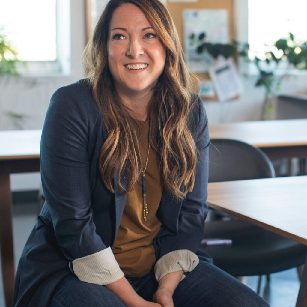 Ana Del Rey - Square